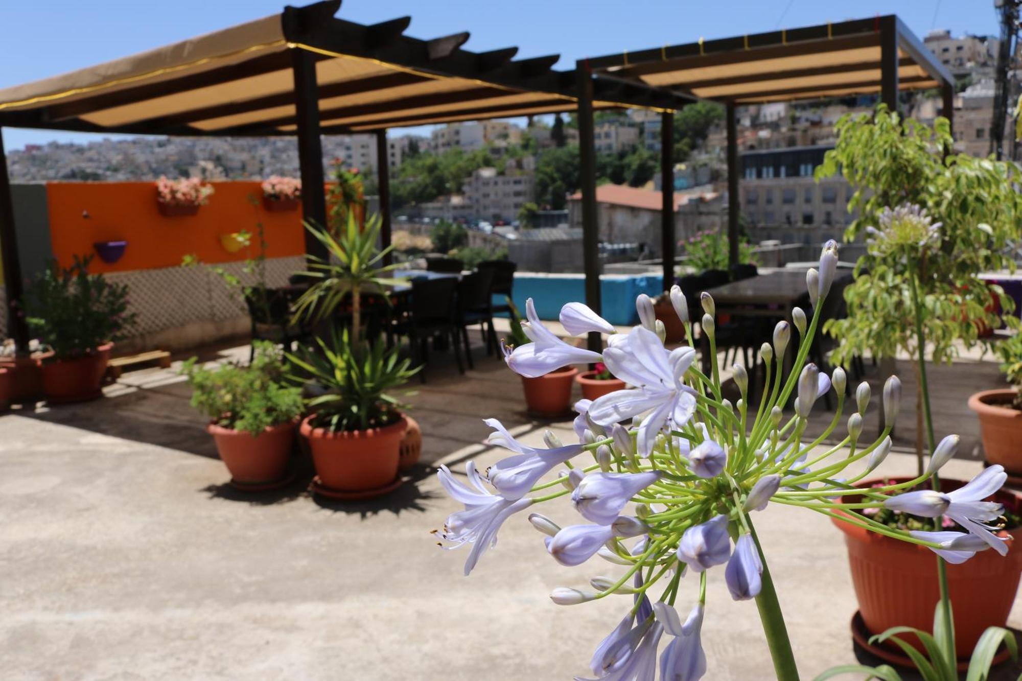 Gallery Hotel Amman Esterno foto