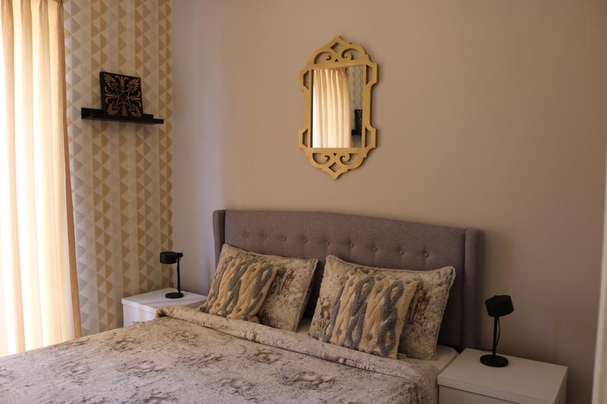 Gallery Hotel Amman Esterno foto